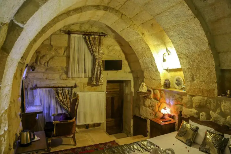 Superior Stone Room